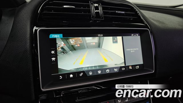 JAGUAR XE 20d 프레스티지 2017 - photo 16 - Import Corée du Sud | International Cars