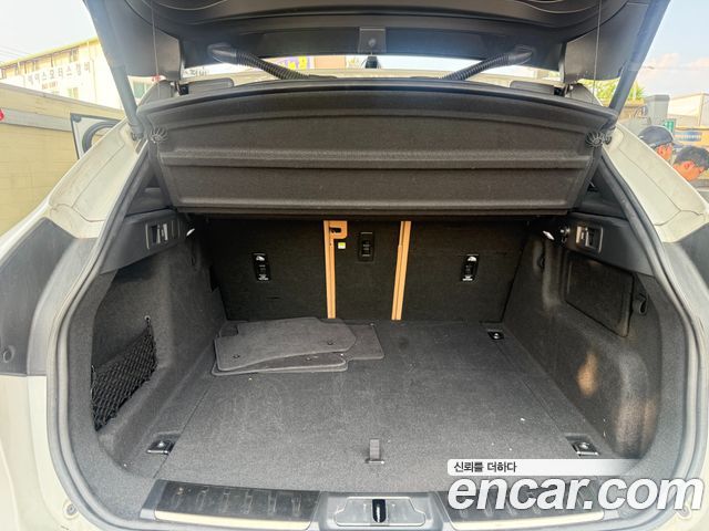 JAGUAR F-PACE D200 SE 2021 - photo 10 - Import Corée du Sud | International Cars
