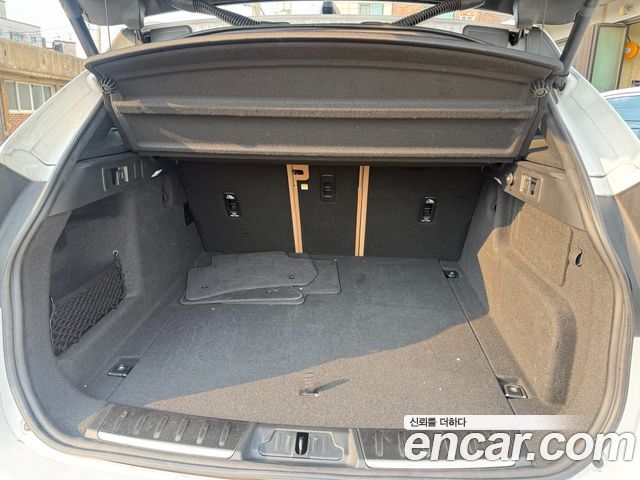 JAGUAR F-PACE D200 SE 2021 - photo 8 - Import Corée du Sud | International Cars