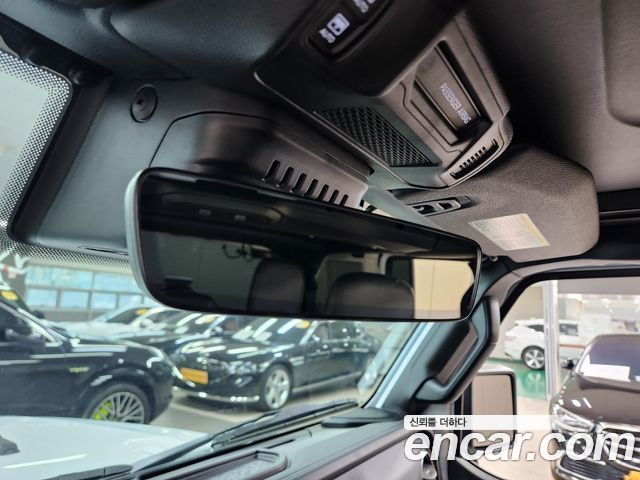 JEEP 랭글러 (JL) 2.0 사하라 파워 탑 4도어 2024 - photo 13 - Import Corée du Sud | International Cars