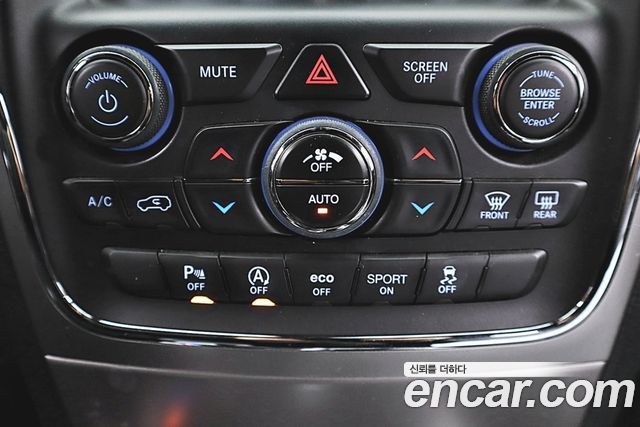 JEEP 그랜드 체로키 3.6 리미티드 2018 - photo 12 - Import Corée du Sud | International Cars