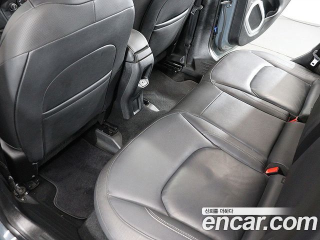 JEEP 레니게이드 2.4 론지튜드 하이 2018 - photo 17 - Import Corée du Sud | International Cars