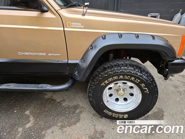 JEEP 체로키 2.5 1999 - photo 3 - Import Corée du Sud | International Cars