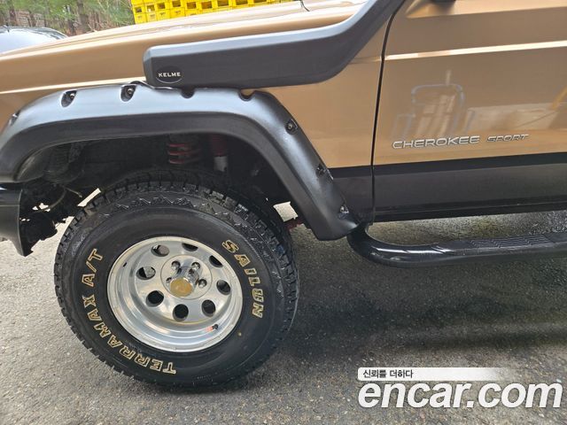 JEEP 체로키 2.5 1999 - photo 4 - Import Corée du Sud | International Cars