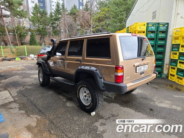 JEEP 체로키 2.5 1999 - photo 5 - Import Corée du Sud | International Cars