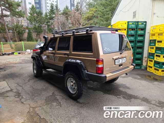 JEEP 체로키 2.5 1999 - photo 9 - Import Corée du Sud | International Cars