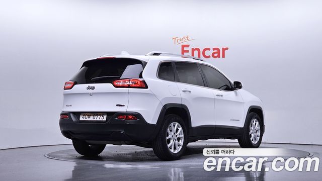 JEEP 체로키(KL) 2.4 론지튜드 AWD 2016 - photo 2 - Import Corée du Sud | International Cars