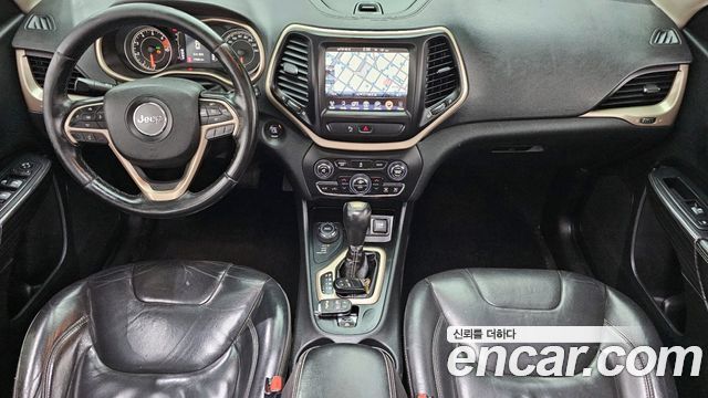 JEEP 체로키(KL) 2.4 론지튜드 AWD 2016 - photo 23 - Import Corée du Sud | International Cars
