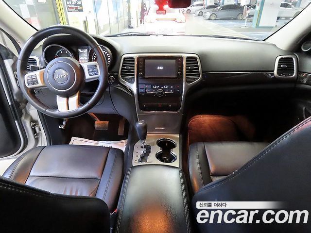 JEEP 그랜드 체로키 3.0 디젤 라레도 2013 - photo 10 - Import Corée du Sud | International Cars