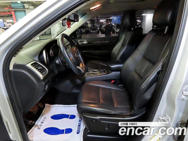JEEP 그랜드 체로키 3.0 디젤 라레도 2013 - photo 6 - Import Corée du Sud | International Cars