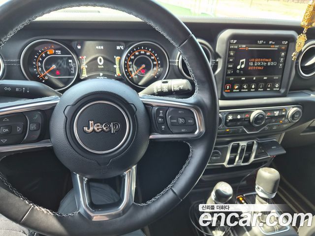 JEEP 랭글러 (JL) 2.0 오버랜드 파워 탑 4도어 2023 - photo 11 - Import Corée du Sud | International Cars