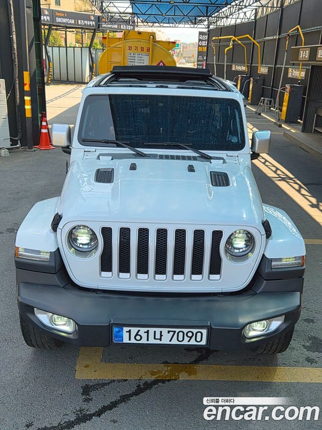 JEEP 랭글러 (JL) 2.0 오버랜드 파워 탑 4도어 2023 - photo 13 - Import Corée du Sud | International Cars