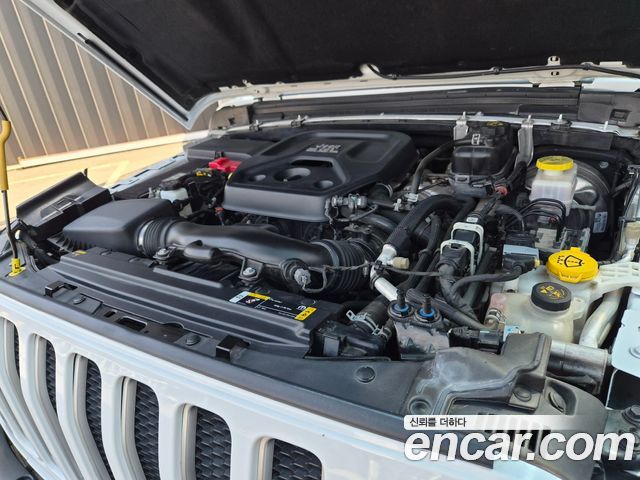 JEEP 랭글러 (JL) 2.0 오버랜드 파워 탑 4도어 2023 - photo 14 - Import Corée du Sud | International Cars