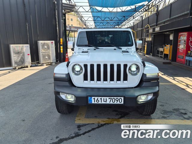 JEEP 랭글러 (JL) 2.0 오버랜드 파워 탑 4도어 2023 - photo 3 - Import Corée du Sud | International Cars