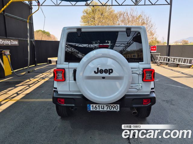 JEEP 랭글러 (JL) 2.0 오버랜드 파워 탑 4도어 2023 - photo 4 - Import Corée du Sud | International Cars