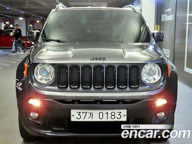 JEEP 레니게이드 2.0 디젤 론지튜드 블랙 Edition AWD 2016 - photo 2 - Import Corée du Sud | International Cars