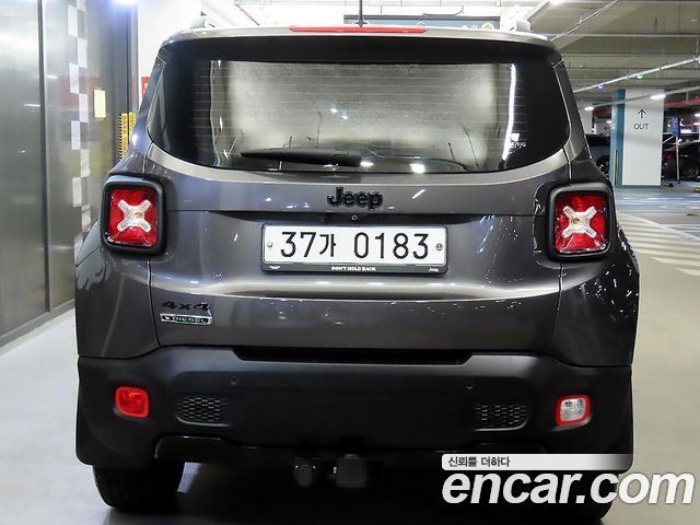 JEEP 레니게이드 2.0 디젤 론지튜드 블랙 Edition AWD 2016 - photo 5 - Import Corée du Sud | International Cars