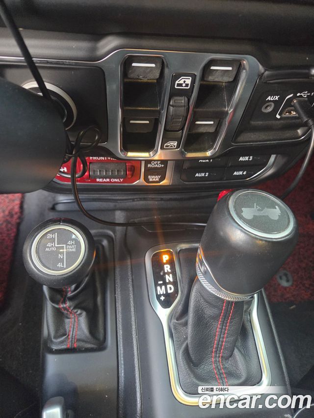 JEEP 랭글러 (JL) 2.0 루비콘 파워 탑 4도어 2021 - photo 9 - Import Corée du Sud | International Cars