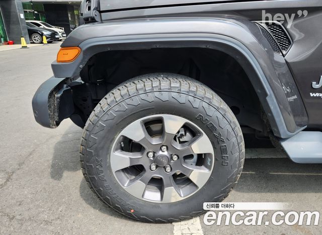 JEEP 랭글러 (JL) 2.0 오버랜드 4도어 2019 - photo 10 - Import Corée du Sud | International Cars