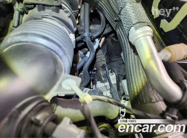 JEEP 랭글러 (JL) 2.0 오버랜드 4도어 2019 - photo 16 - Import Corée du Sud | International Cars