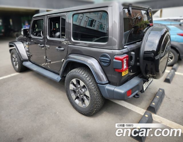 JEEP 랭글러 (JL) 2.0 오버랜드 4도어 2019 - photo 4 - Import Corée du Sud | International Cars