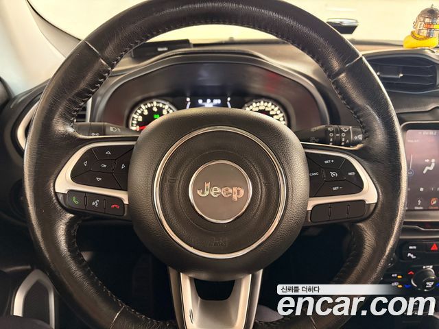 JEEP 레니게이드 2.4 론지튜드 하이 2018 - photo 15 - Import Corée du Sud | International Cars