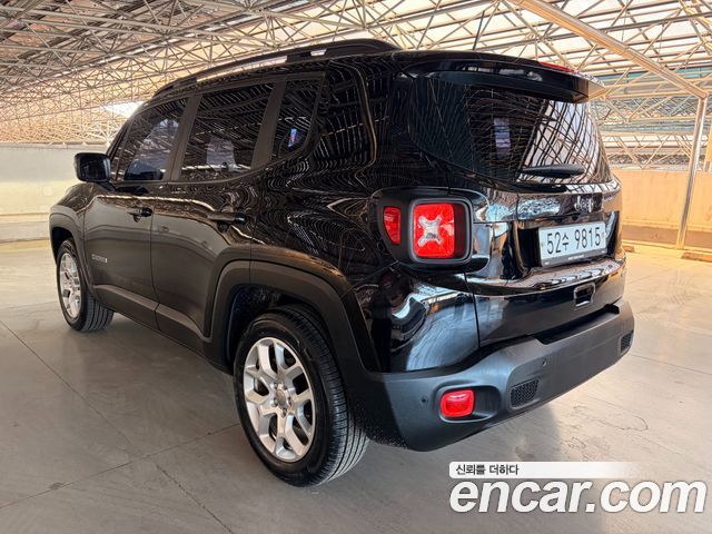 JEEP 레니게이드 2.4 론지튜드 하이 2018 - photo 4 - Import Corée du Sud | International Cars
