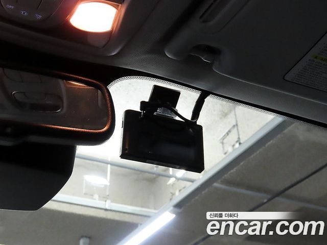 JEEP 레니게이드 1.3 리미티드 2022 - photo 16 - Import Corée du Sud | International Cars