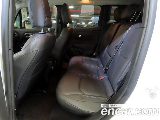 JEEP 레니게이드 1.3 리미티드 2022 - photo 24 - Import Corée du Sud | International Cars