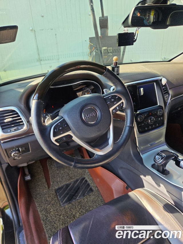 JEEP 그랜드 체로키 3.6 오버랜드 2015 - photo 7 - Import Corée du Sud | International Cars