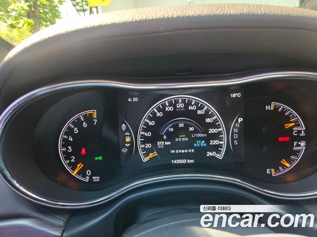 JEEP 그랜드 체로키 3.6 오버랜드 2015 - photo 8 - Import Corée du Sud | International Cars