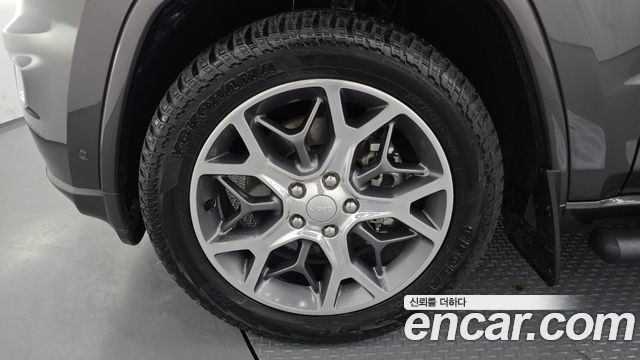JEEP 그랜드 체로키 3.6 오버랜드 2021 - photo 5 - Import Corée du Sud | International Cars