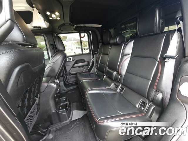 JEEP 글래디에이터 (JT) 3.6 루비콘 2021 - photo 11 - Import Corée du Sud | International Cars