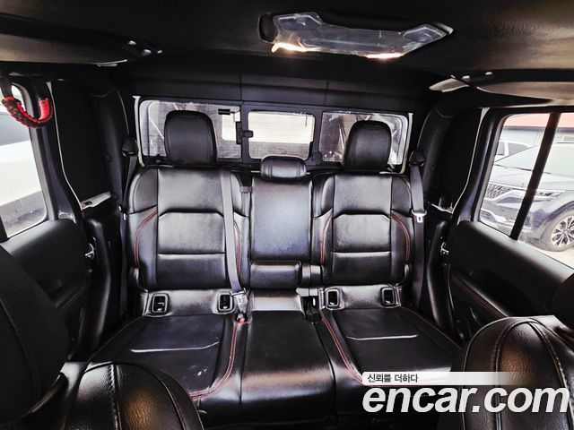 JEEP 글래디에이터 (JT) 3.6 루비콘 2021 - photo 14 - Import Corée du Sud | International Cars