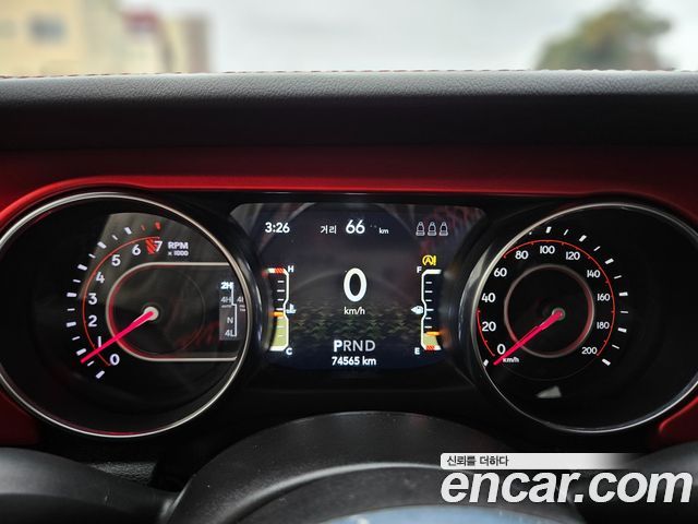 JEEP 글래디에이터 (JT) 3.6 루비콘 2021 - photo 8 - Import Corée du Sud | International Cars
