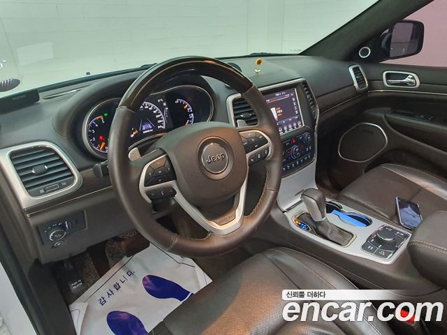 JEEP 그랜드 체로키 3.0 디젤 오버랜드서밋 2018 - photo 9 - Import Corée du Sud | International Cars