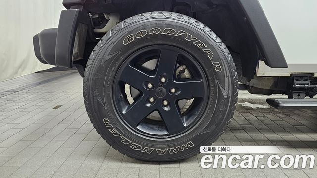 JEEP 랭글러 (JK) 3.6 Sport 2도어 2017 - photo 5 - Import Corée du Sud | International Cars
