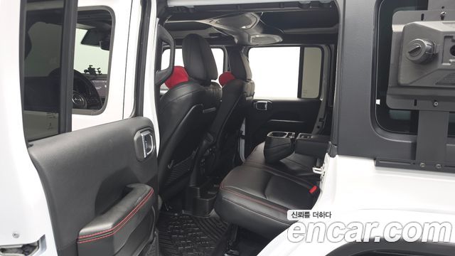 JEEP 랭글러 (JL) 2.0 루비콘 4도어 2025 - photo 18 - Import Corée du Sud | International Cars