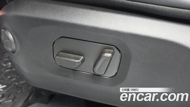 JEEP 랭글러 (JL) 2.0 루비콘 4도어 2025 - photo 21 - Import Corée du Sud | International Cars