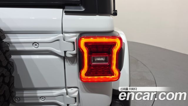 JEEP 랭글러 (JL) 2.0 루비콘 4도어 2025 - photo 9 - Import Corée du Sud | International Cars