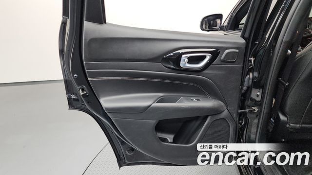 JEEP 컴패스 2세대 S2.4 AWD 2022 - photo 15 - Import Corée du Sud | International Cars