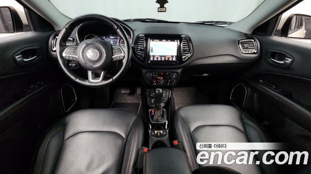 JEEP 컴패스 2세대 2.4 리미티드 AWD 2019 - photo 10 - Import Corée du Sud | International Cars