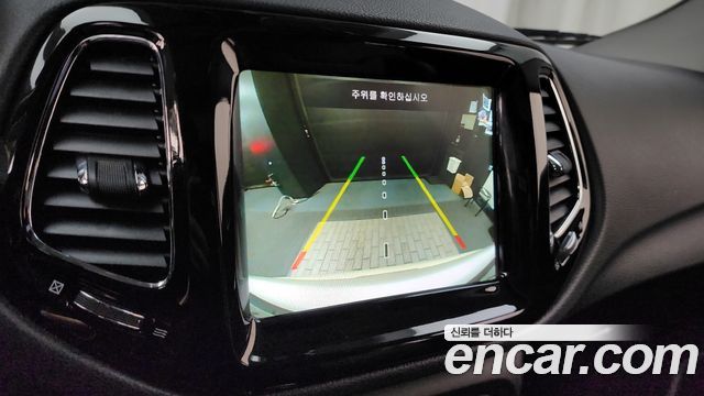 JEEP 컴패스 2세대 2.4 리미티드 AWD 2019 - photo 21 - Import Corée du Sud | International Cars