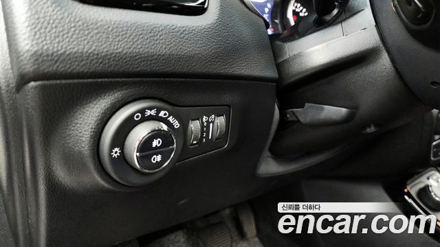 JEEP 컴패스 2세대 2.4 리미티드 AWD 2019 - photo 22 - Import Corée du Sud | International Cars