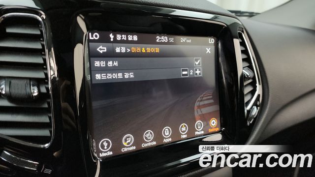 JEEP 컴패스 2세대 2.4 리미티드 AWD 2019 - photo 34 - Import Corée du Sud | International Cars