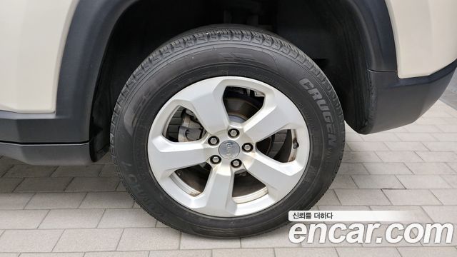 JEEP 컴패스 2세대 2.4 리미티드 AWD 2019 - photo 7 - Import Corée du Sud | International Cars
