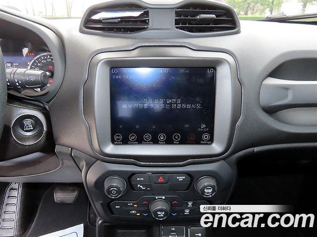 JEEP 레니게이드 1.6 디젤 리미티드 2020 - photo 13 - Import Corée du Sud | International Cars