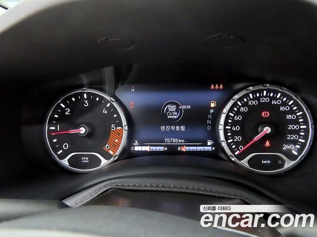 JEEP 레니게이드 1.6 디젤 리미티드 2020 - photo 9 - Import Corée du Sud | International Cars