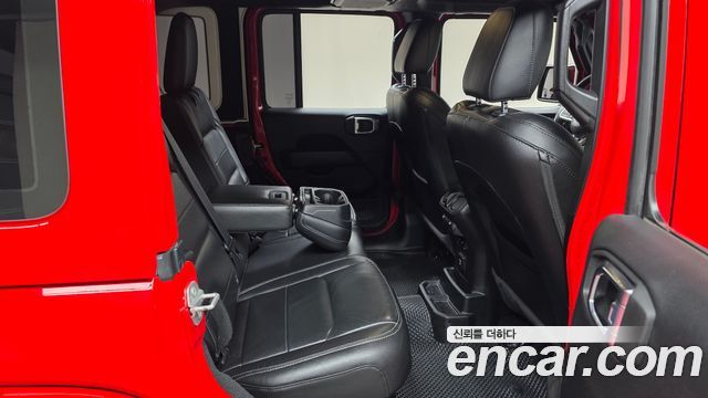 JEEP 랭글러 (JL) 2.0 오버랜드 4도어 2021 - photo 16 - Import Corée du Sud | International Cars