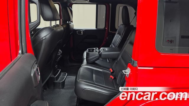 JEEP 랭글러 (JL) 2.0 오버랜드 4도어 2021 - photo 18 - Import Corée du Sud | International Cars